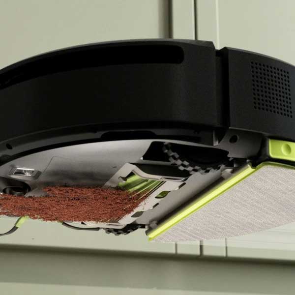 iRobot Roomba 105 Combo Robot usisivač sa AutoEmpty bazom Crni - pogled 4