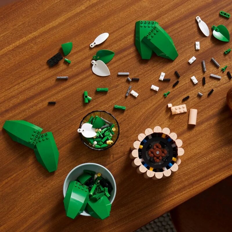 LEGO Botanical Collection Mir Ljiljan (Peace Lily) 11504 - pogled 4