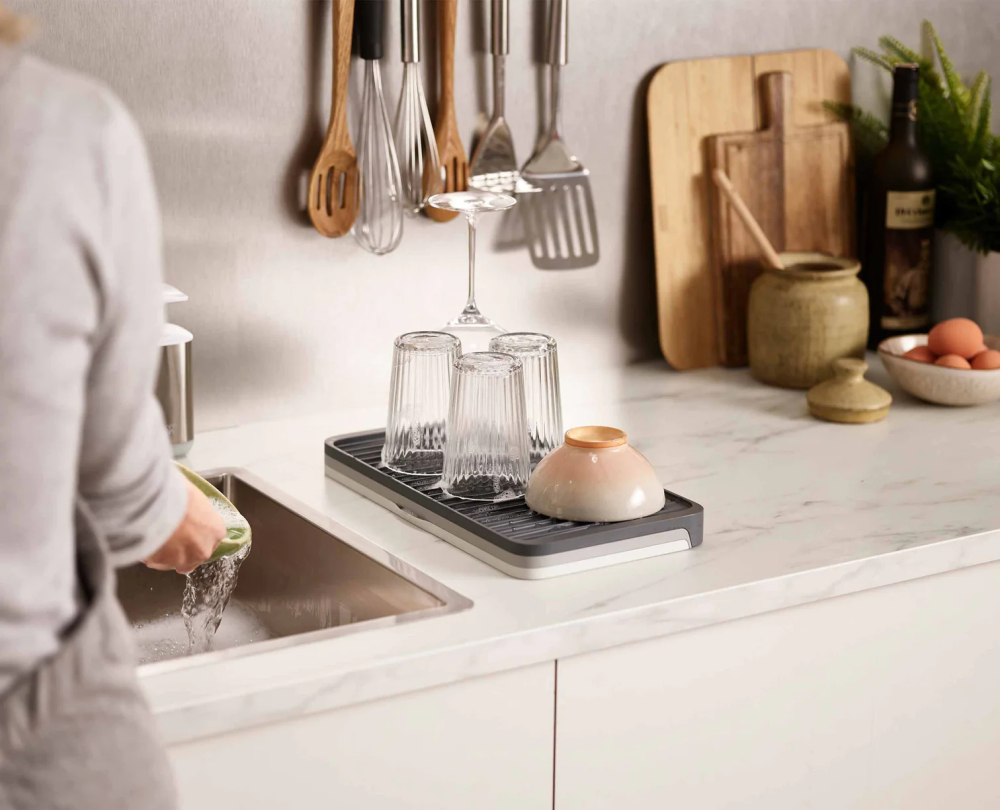 Sušilica za sudove u tri nivoa Joseph Joseph Tier™ proširiva siva - pogled 4