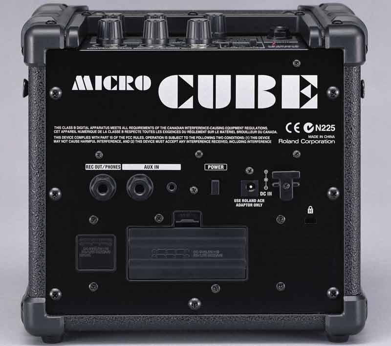 Roland Micro Cube - Portabl gitarsko pojačalo - pogled 4