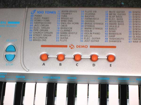 Casio SA-45 - dečija klavijatura - pogled 4