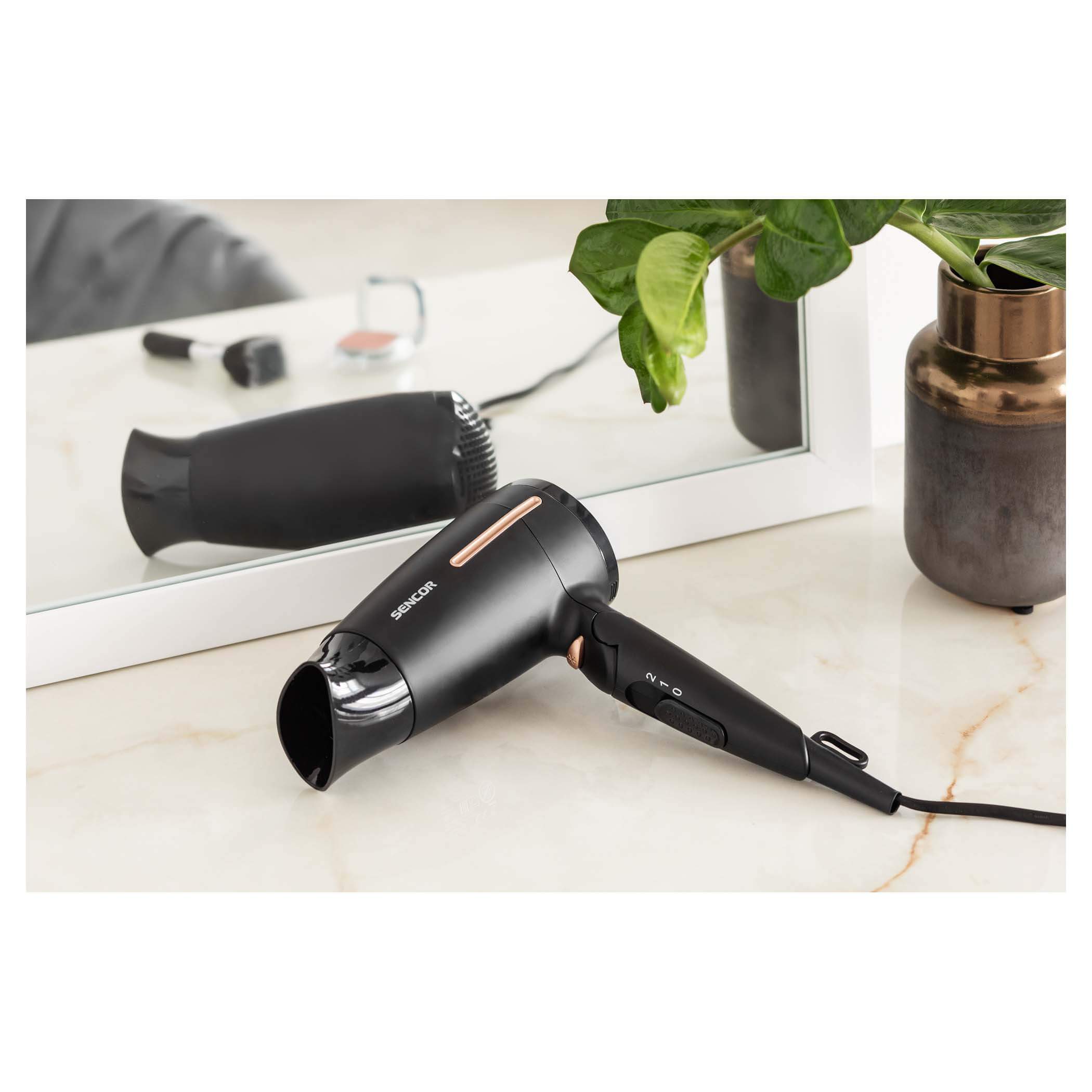 Sklopivi putni fen za kosu Sencor SHD 0045BK - pogled 4