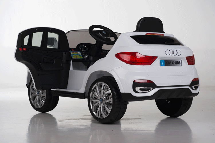 Auto na akumulator 216 R/C crni - pogled 4