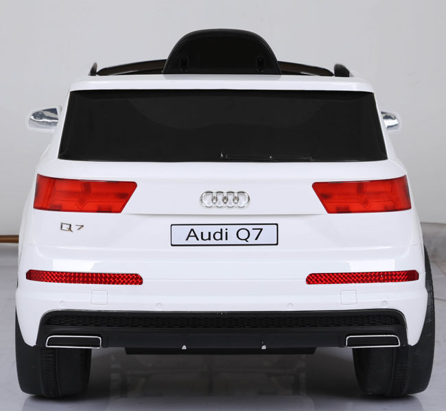 Dečiji automobil na akumulator A-Q7 213 beli - pogled 4
