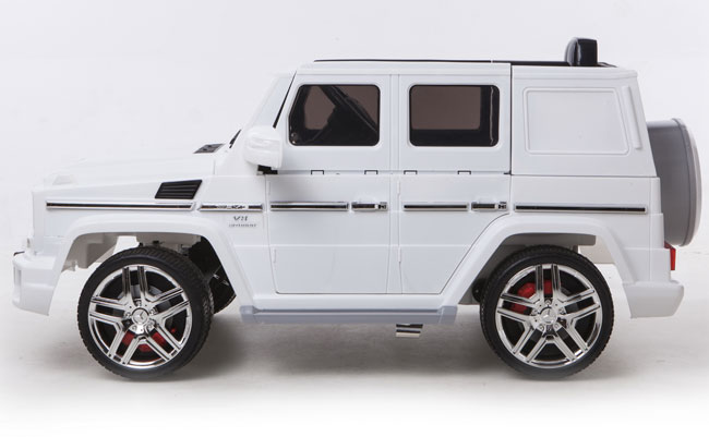 Dečiji automobil na akumulator Mercedes G 63 AMG beli - pogled 4
