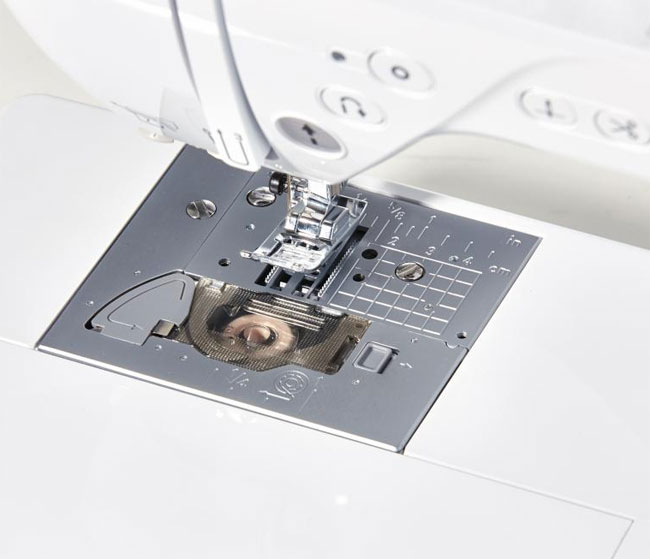 Mašina za šivenje Brother Innov-is 35 - pogled 4