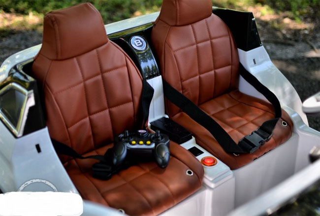 Dečiji automobil na akumulator X7 beli dvosed - pogled 4