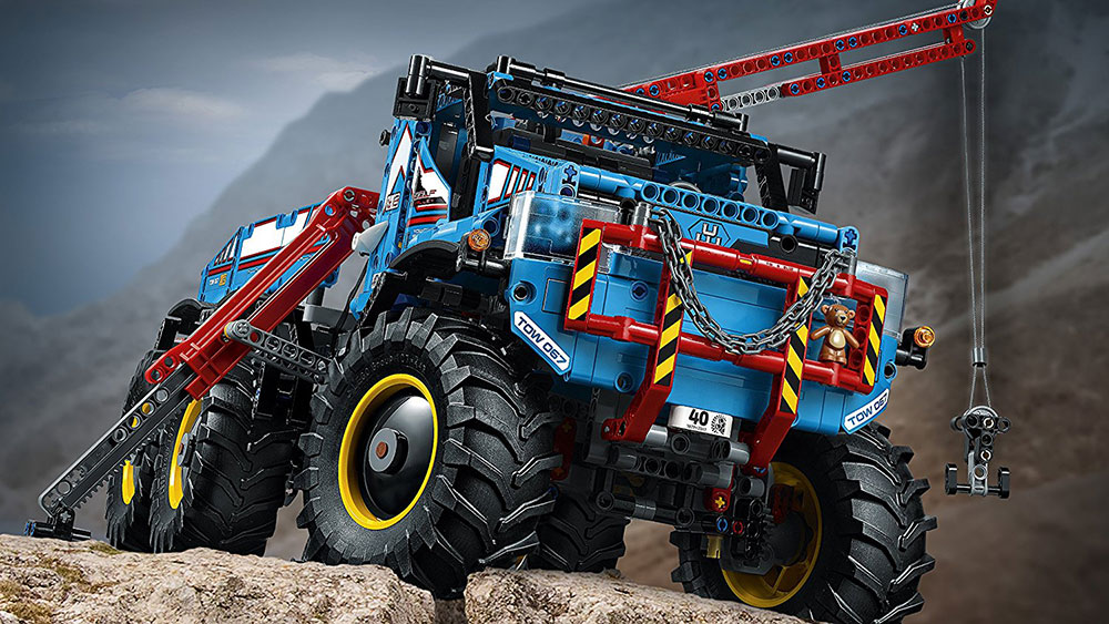 LEGO® Technic - Model 2 in 1 - 6x6 All Terrain Tow Truck - Research Explorer Vehicle - Svestrani šlep kamion - Terensko istraživačko vozilo 1862 delova 42070 - pogled 4