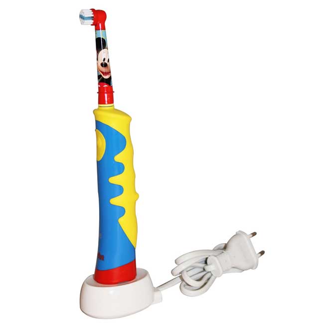 Oral-B Dečija punjiva električna četkica za zube Disney Mickey Mouse 500234 - pogled 4