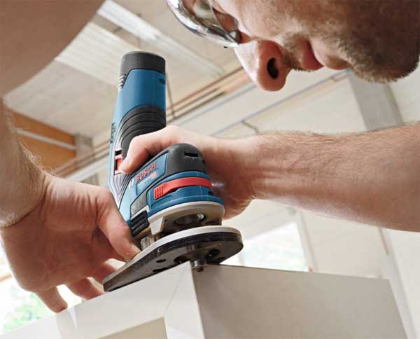 Bosch Professional Akumulatorska glodalica GKF 12V-8 06016B0000 - pogled 4