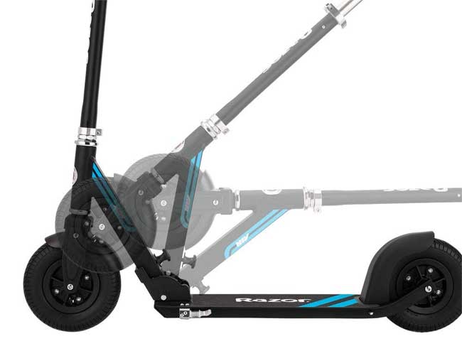 Razor Sklopivi trotinet A5 Air Scooter Black - pogled 4