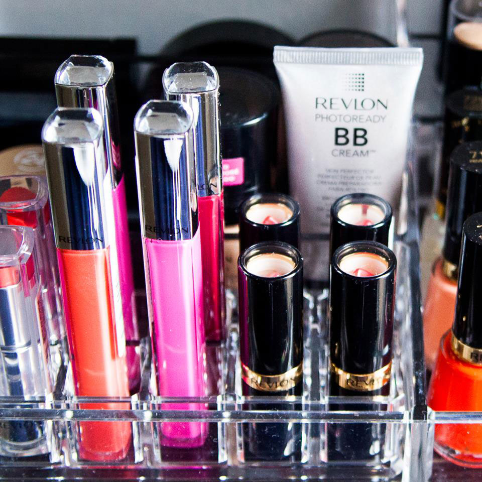 Revlon BB tečni puder Light 010 - pogled 4