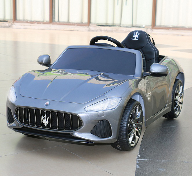 Dečiji automobil na akumulator Maserati Gran Cabrio 2019 Sivi - pogled 4