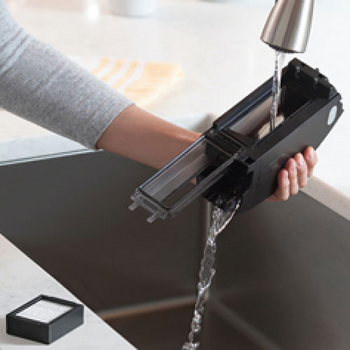 Roomba e5158 kućni robotski usisivač - pogled 4