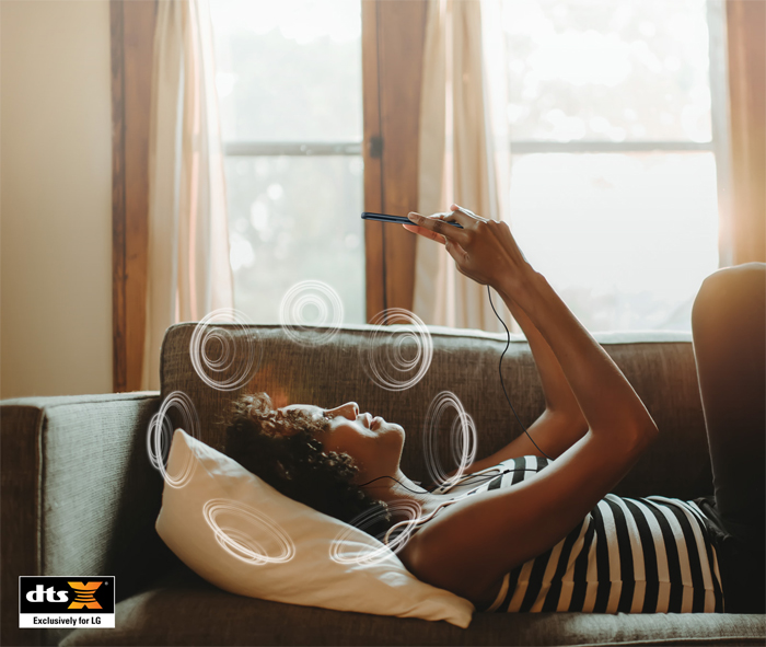 Mobilni telefon LG G7 Fit 4/32 GB 16 Mpix - pogled 4