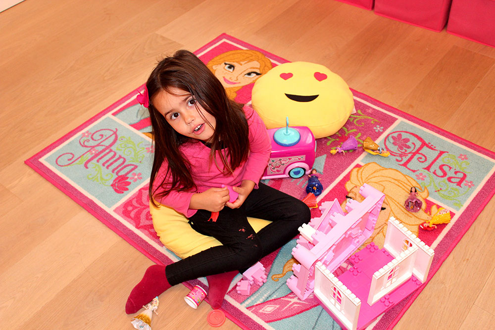 NunaNai smajli jastuk - pogled 4