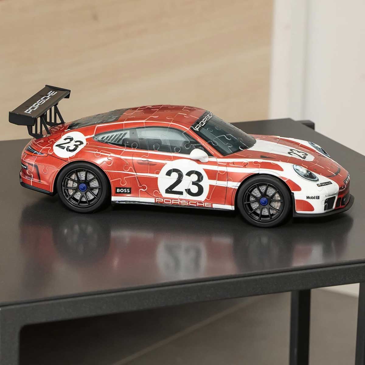 Automobil Porsche 911 GT3 Cup Salzburg Design 3D Puzzle 152 dela Ravensburger 11558 - pogled 4