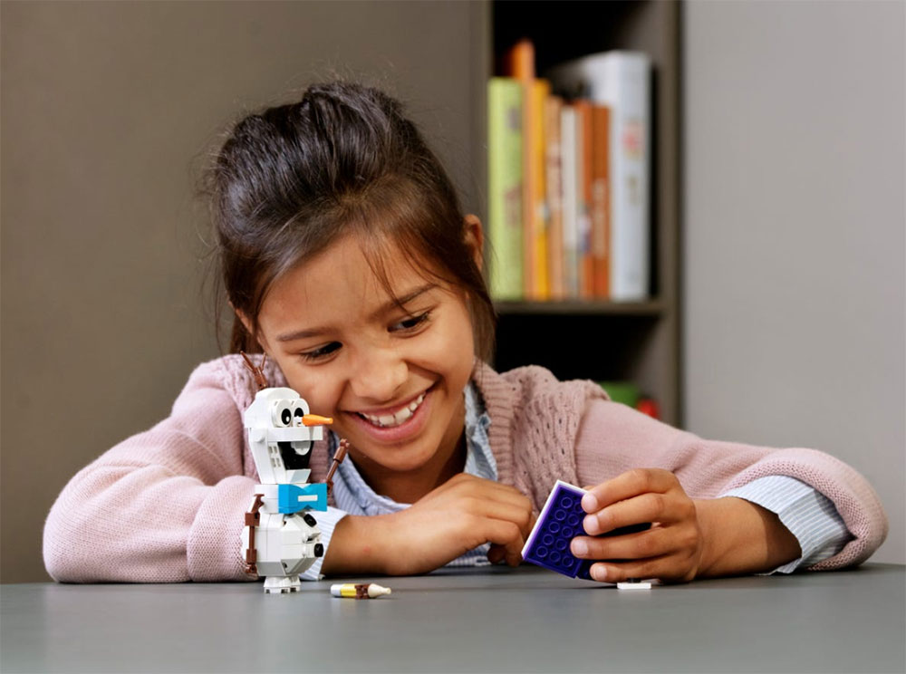 LEGO® Disney Kocke Frozen 2 - Olaf 41169 - pogled 4