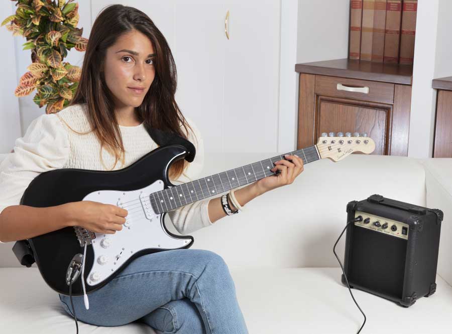 Električna gitara u paketu sa pojačalom Soundsation RIDER GP BK - pogled 5