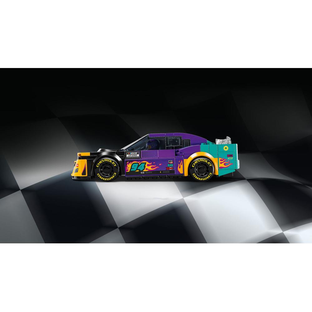 LEGO® Nascar® Next Gen Automobil Chevrolet Camaro ZL1 76935 - pogled 5