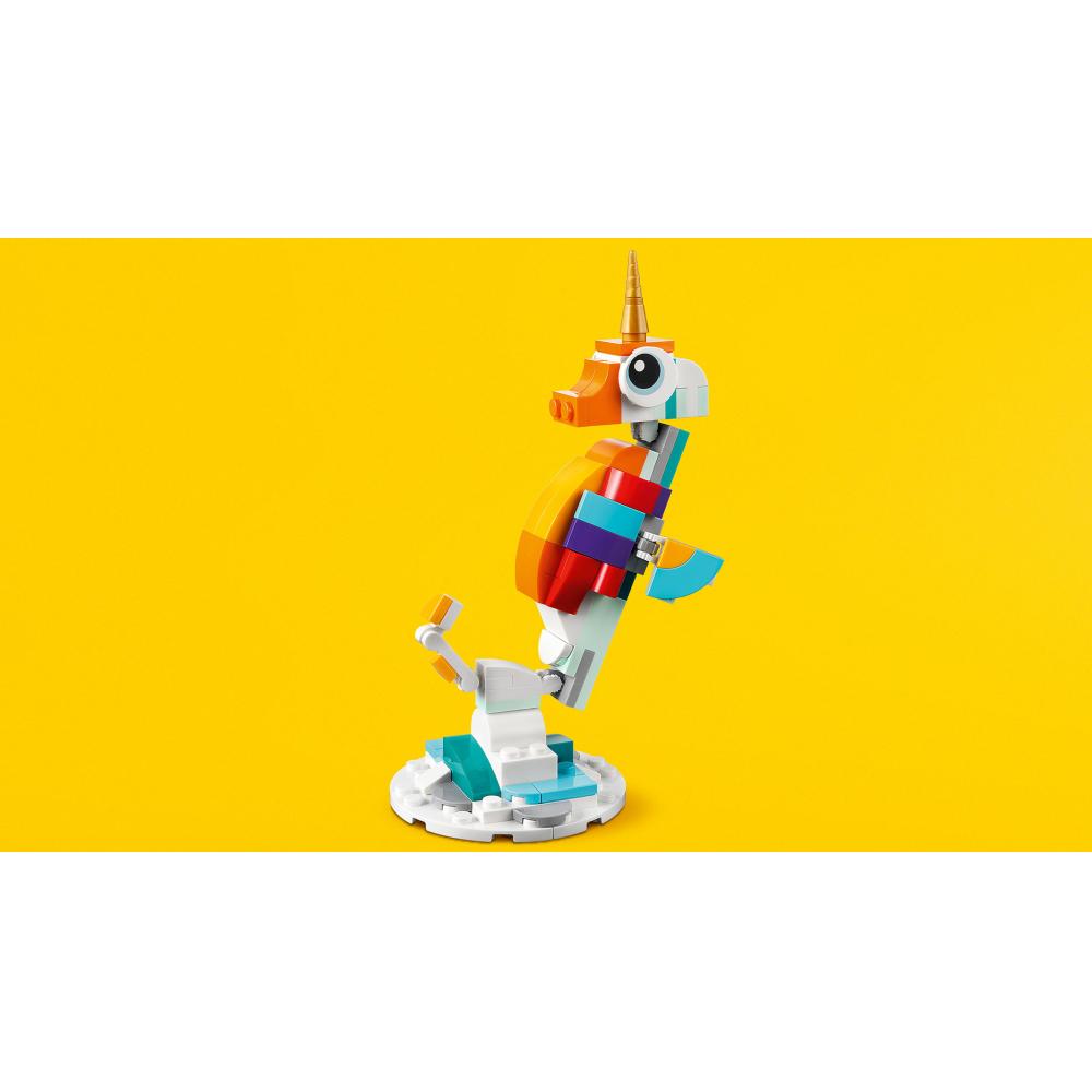 LEGO® Creator 3u1 Jednorog Paun ili Morski konjić - pogled 5