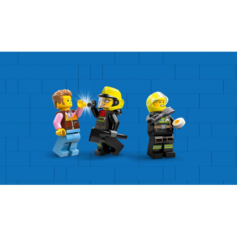 LEGO® City 60412 Vatrogasni Kamion 4x4 S čamcem Za Spasavanje - pogled 5
