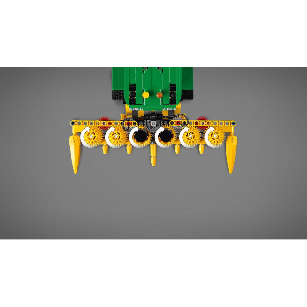 LEGO® Technic™ 42168 John Deere 9700 Krmni Kombajn - pogled 5