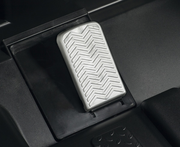 Peg Perego Džip dvosed na akumulator Polaris Ranger RZR 900 Camouflage IGOD0076 P75120076 - pogled 5