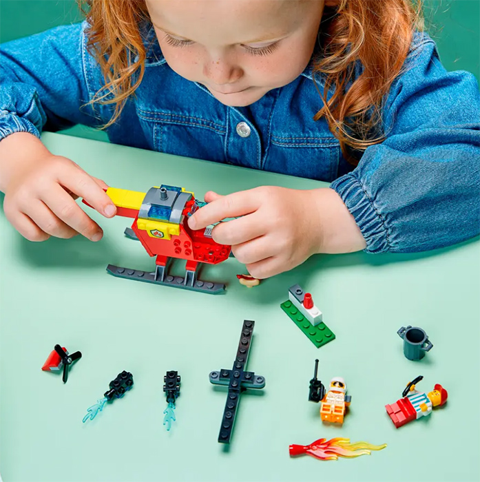 LEGO® City Kocke Vatrogasni helikopter 60318 - pogled 5