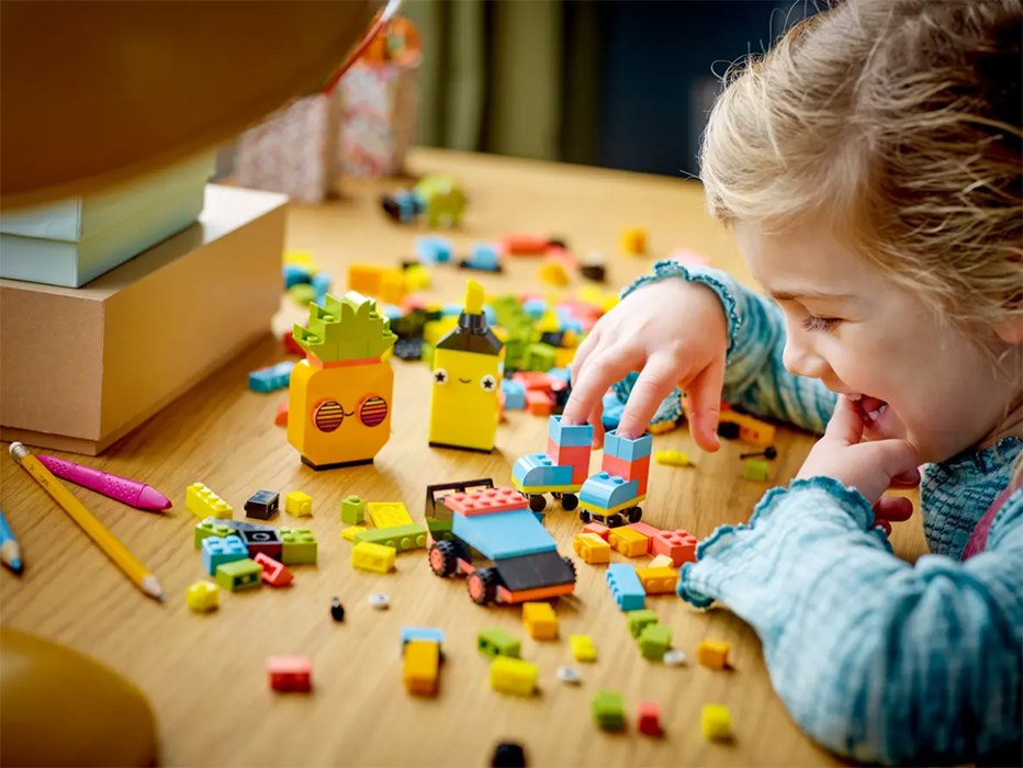 LEGO® Classic Kocke Kreativna neonska zabava 11027 - pogled 5