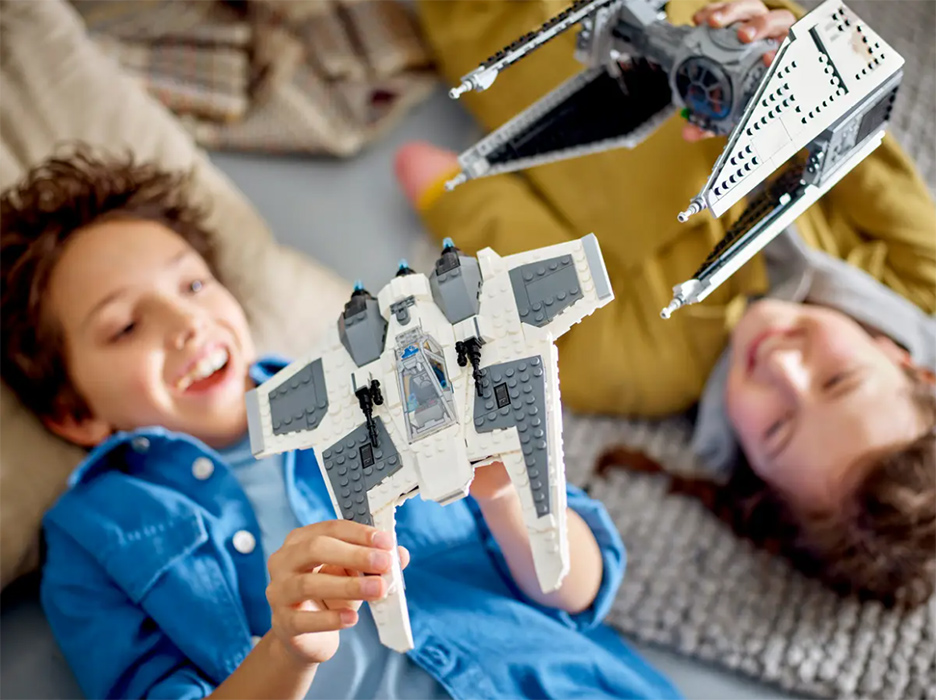 LEGO® Star Wars™ Kocke Mandalorijanov borac protiv TIE presretača 75348 - pogled 5