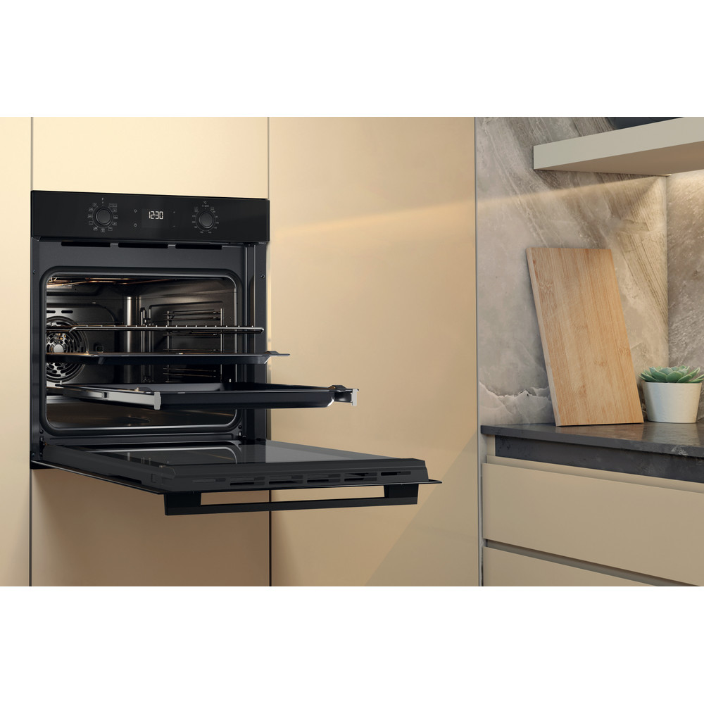 WHIRLPOOL OMK58HU1B ugradna rerna - pogled 5