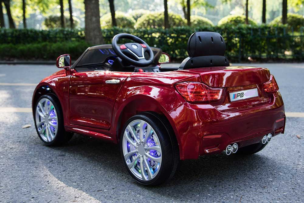 Dečji automobil na akumulator BMW8 crveni - pogled 5