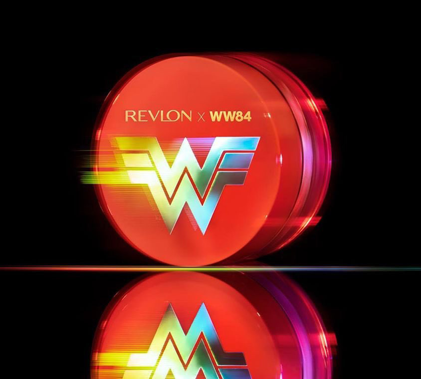 Revlon super sjajan karmin - Cherries in the snow R1508/0440 - pogled 5