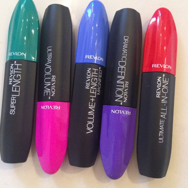  Revlon maskara Ultra Volume - pogled 5