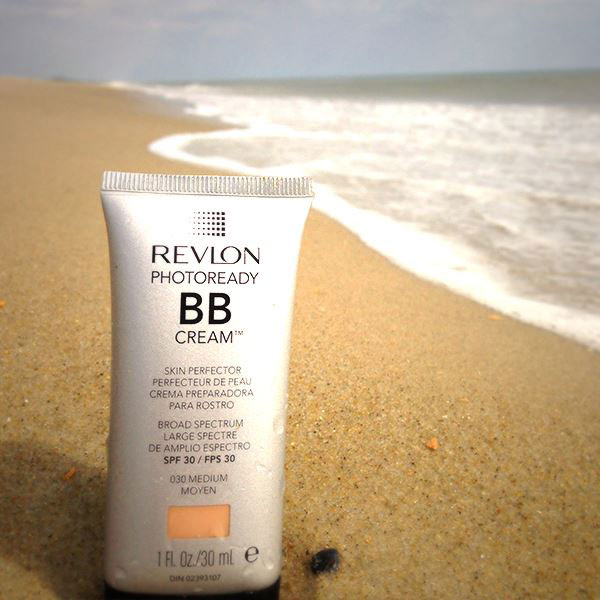 Revlon BB tečni puder Medium 030 - pogled 5