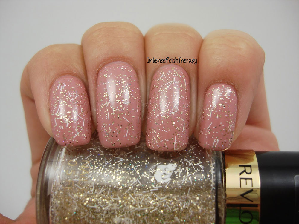 Revlon lak za nokte Stunner    - pogled 5