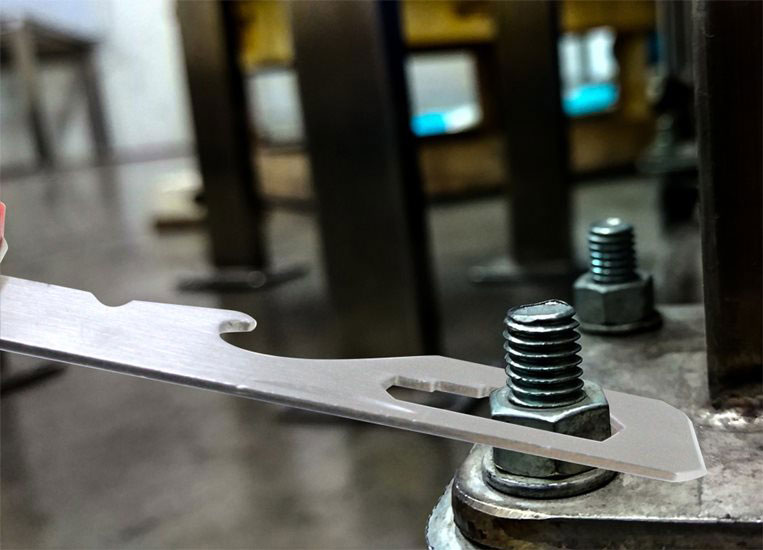 Starlyf univerzalni alat 18 u 1  - pogled 5