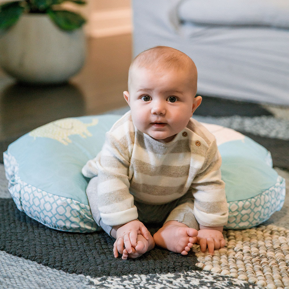 Ingenuity Jastuk za dojenje Plenti sa lukom sa igračkama Elle Love You 11822 - pogled 5