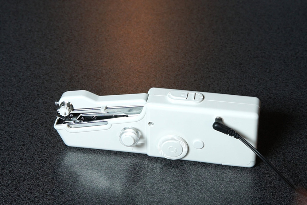 Ručna šivaća mašina - pogled 5