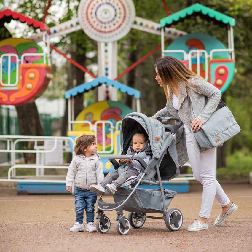 LORELLI Kolica za bebe DAISY sa zimskom navlakom Red Black Lighthouse - pogled 5