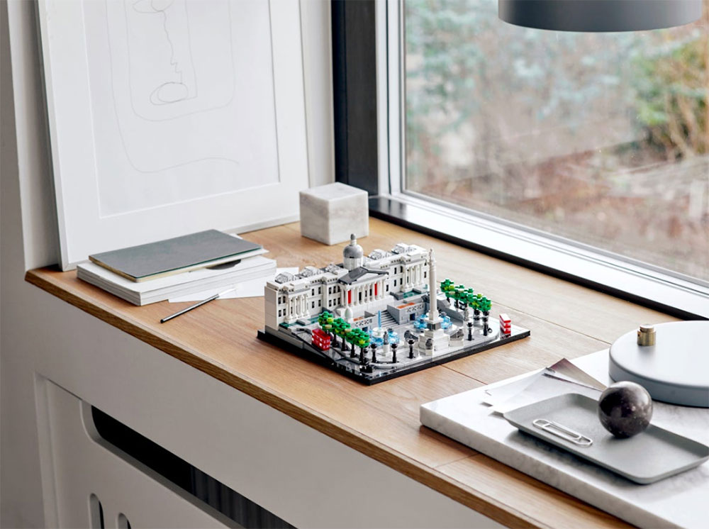 LEGO® Kocke - Architecture - Trafalgar Skver 21045 - pogled 5