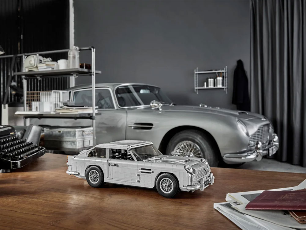 LEGO® Creator Kocke Bondov Aston Martin DB5 10262 - pogled 5