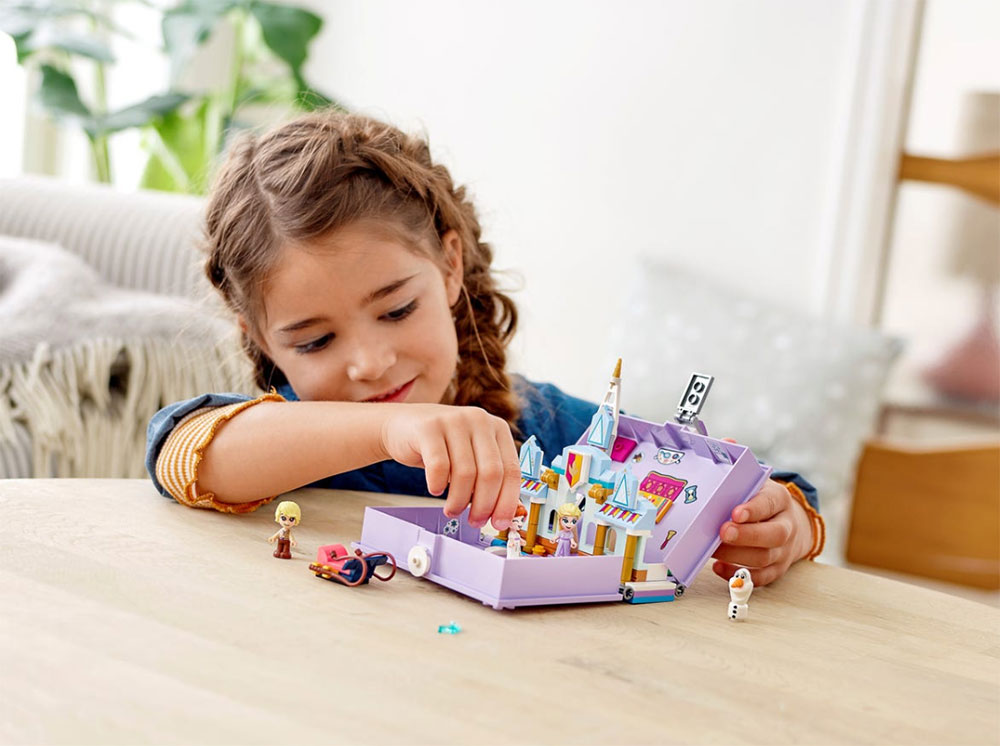 LEGO® Disney Kocke - Anina i Elzina knjiga avantura 43175 - pogled 5