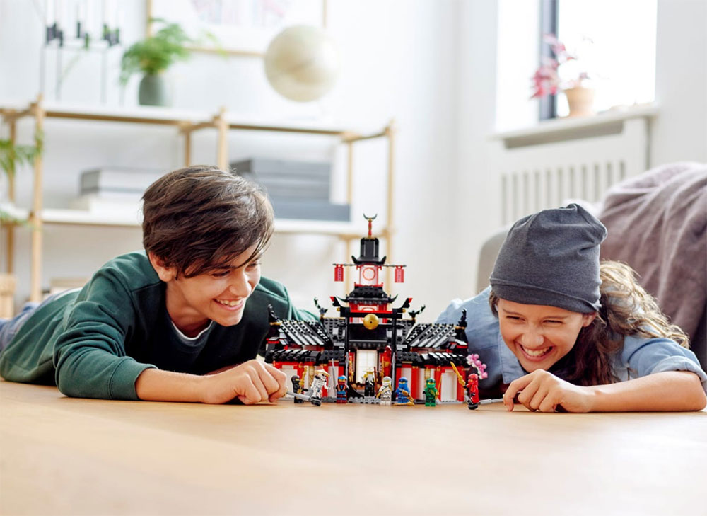 LEGO® Kocke NINJAGO - Spinjitzu Manastir 70670 - pogled 5