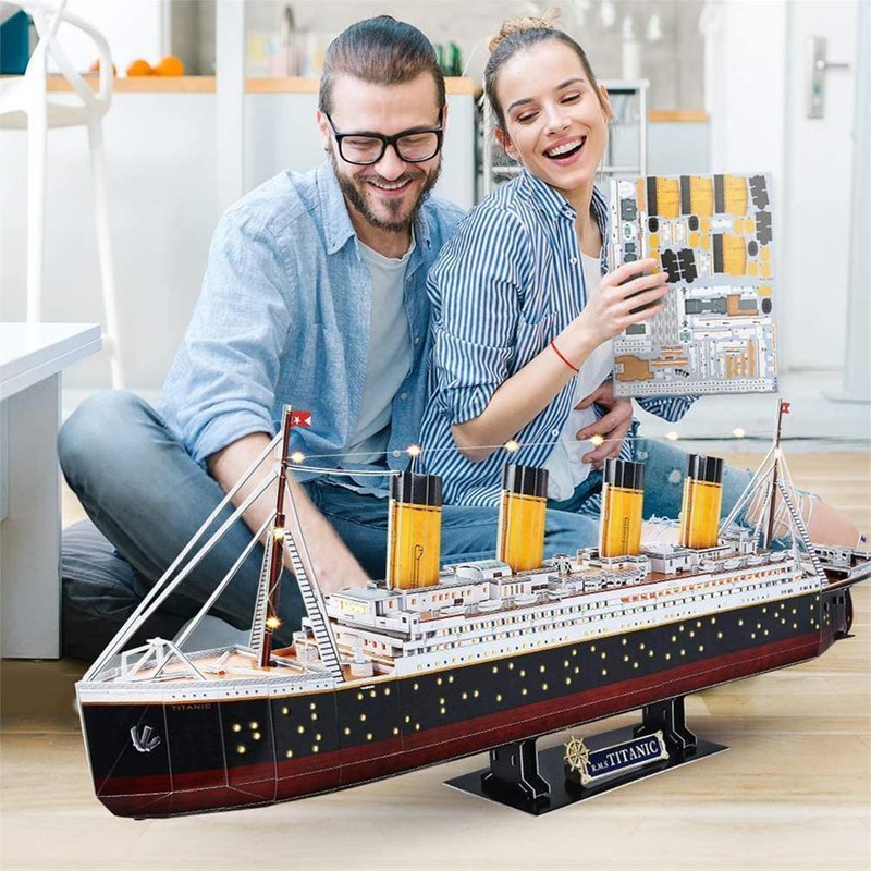 CUBIC FUN Maketa broda Titanic LED L521h - pogled 5