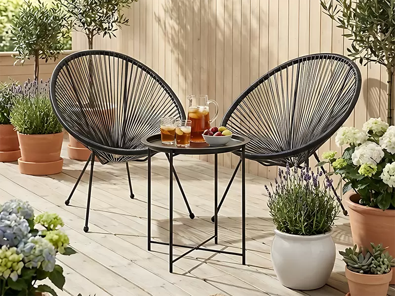 Artistički set za malu terasu