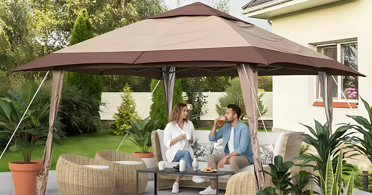 Nosite Paviljon sa sobom i postavite ga za par minuta. 5 ključnih prednosti „pop-up“ paviljona