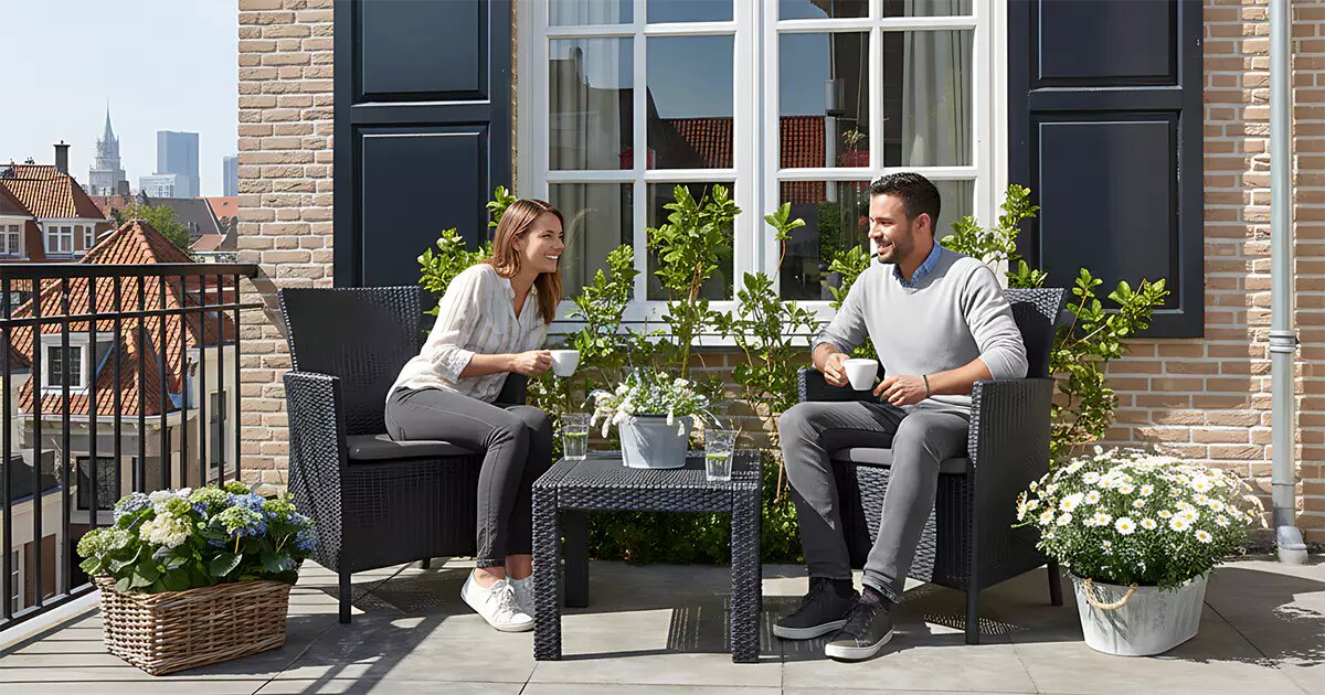 Kako od male terase napraviti luksuzni kutak: Modeli garnitura koje štede prostor