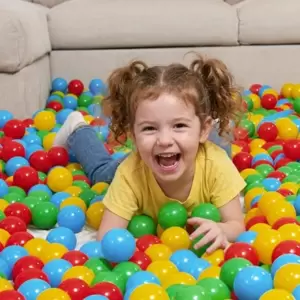 Lopte i sportski rekviziti za decu